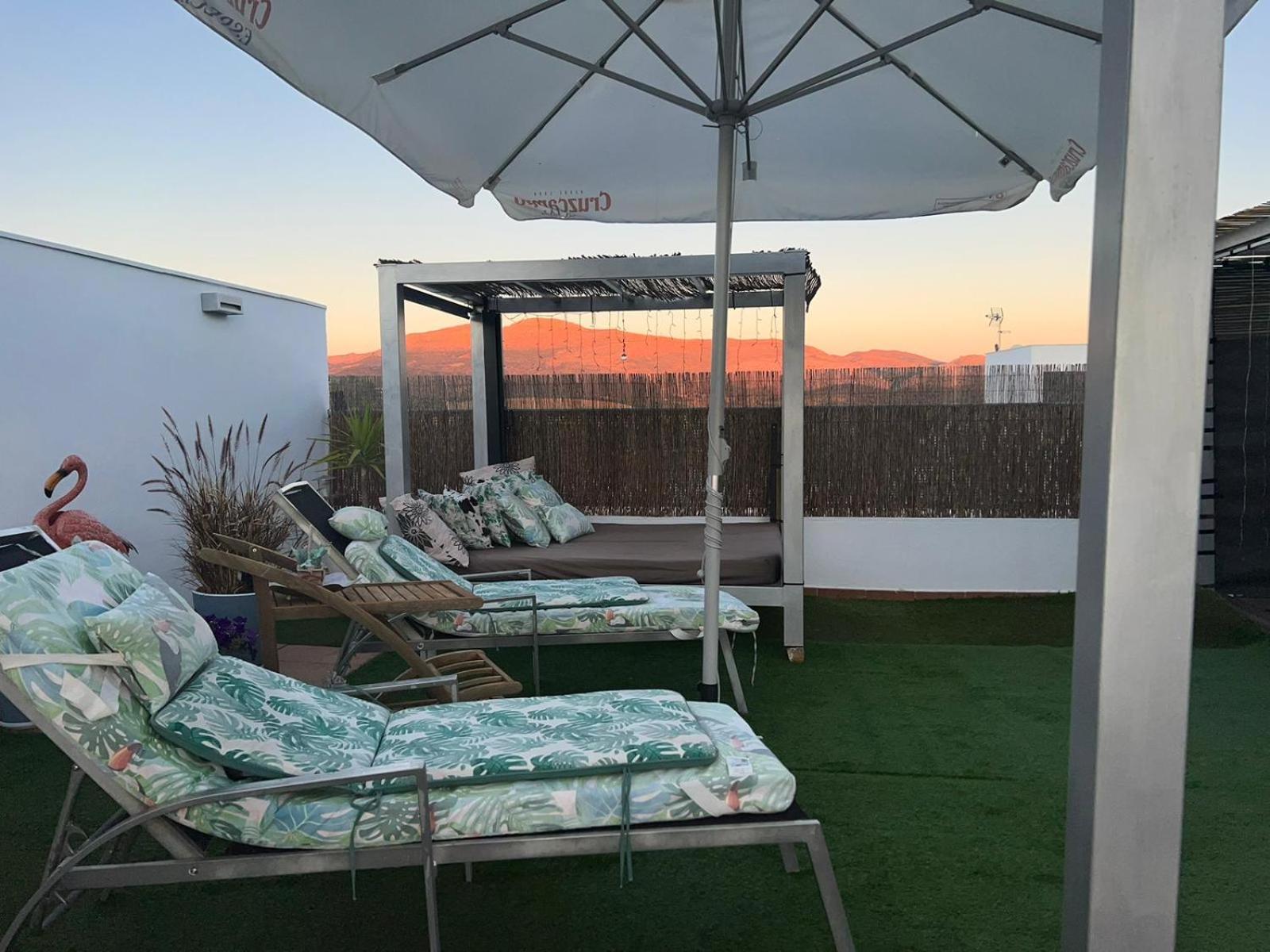 Atico Rilque, Apartamentos Independientes Con Jacuzzi Privado Y Terraza En Ронда Екстер'єр фото